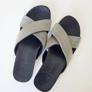 NEW Vince Camuto Slides Upper Silver Metallic Details